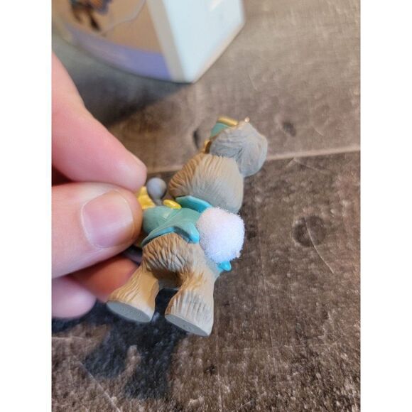 Hallmark Easter Parade 1992 ornament Xmas Decor bunny - Picture 5 of 5